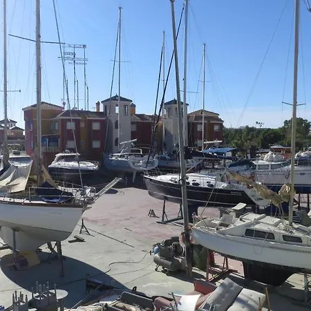 아파트 Best Apartment